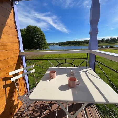 Verneuil  Les Logements Insolites De La Base Nautique מראה חיצוני תמונה