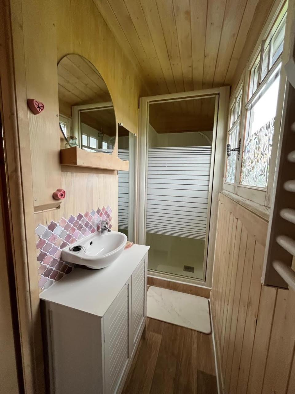 Verneuil  Les Logements Insolites De La Base Nautique מראה חיצוני תמונה